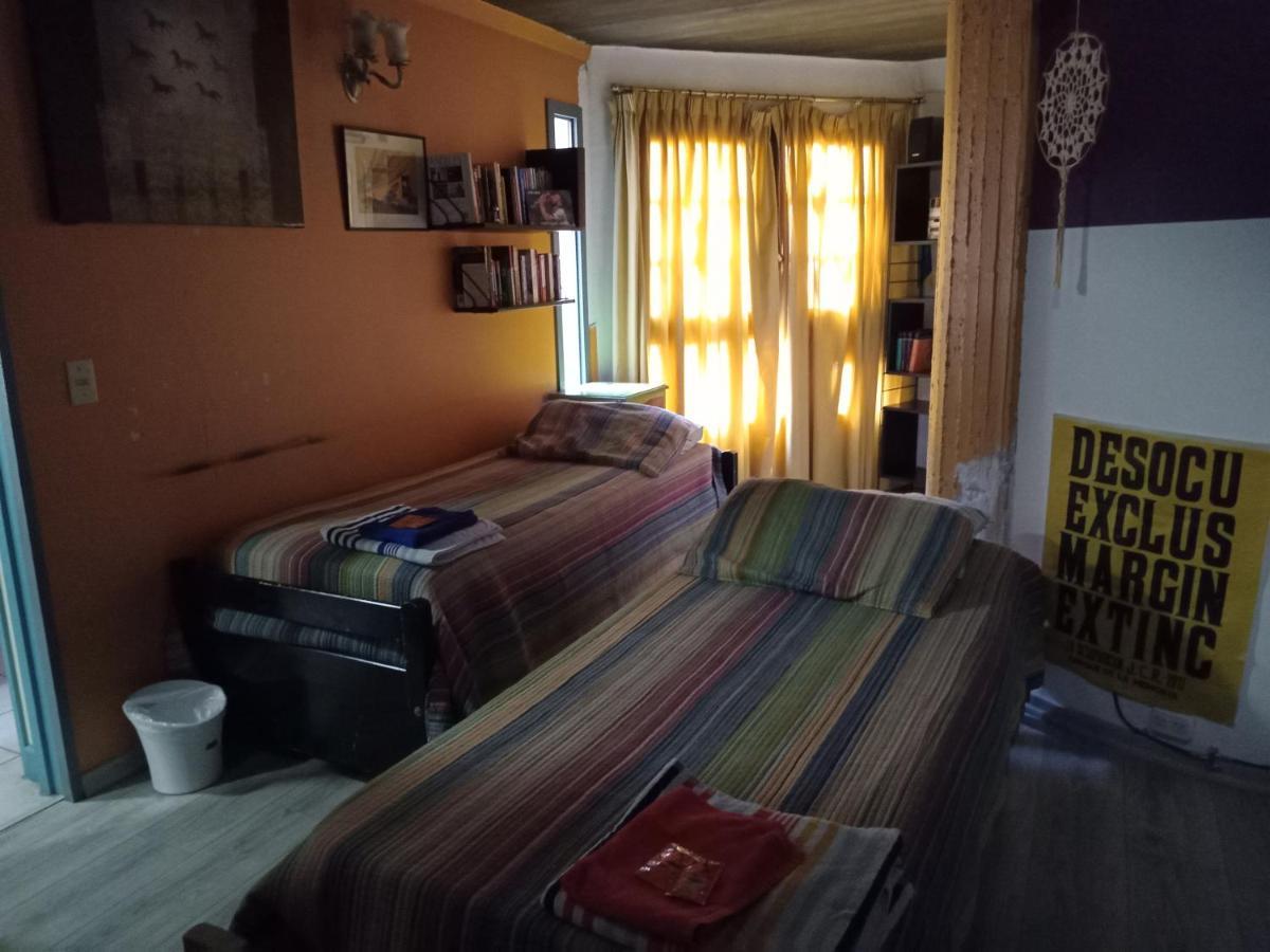Cuartos En El Segundo Piso De Casa De Artista En Flores Leilighet Buenos Aires Eksteriør bilde